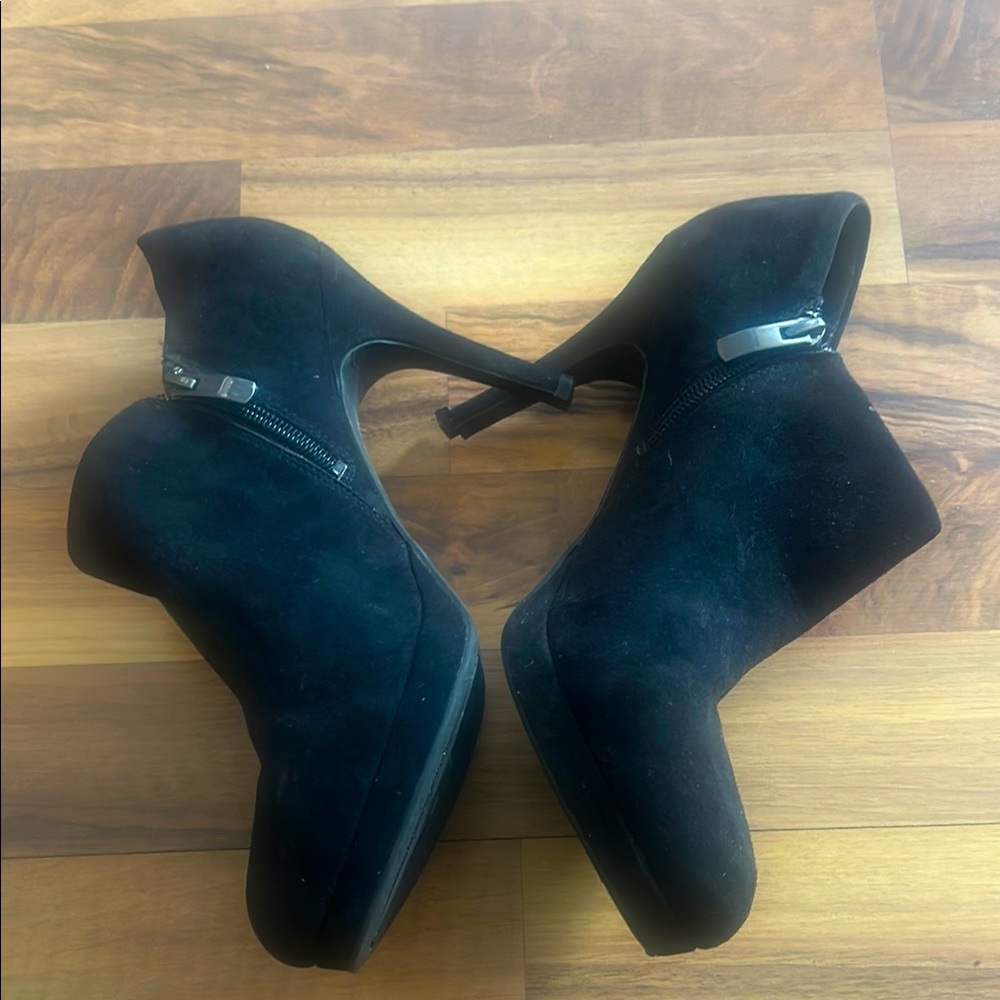 Elegant Black Women's Ankle Boots